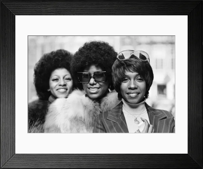 Framed Print : The Supremes, left to right, Lynda Lawrence, Jean Terrell and Mary Wilson Framed Print : The Supremes, left to right, Lynda Lawrence, Jean Terrell and Mary Wilson