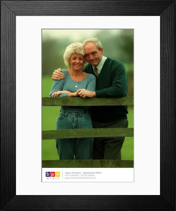 : BPM MEDIA FILER Jeff Astle with wife Laraine Dated 07 / 01 / 1995 : BPM MEDIA FILER Jeff Astle with wife Laraine Dated 07 / 01 / 1995