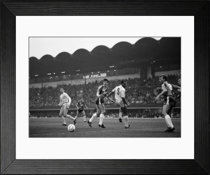 Framed Print : Coventry 2 -1 Aston Villa, First Division game held at Highfield Road. 26th November 1988 Framed Print : Coventry 2 -1 Aston Villa, First Division game held at Highfield Road. 26th November 1988