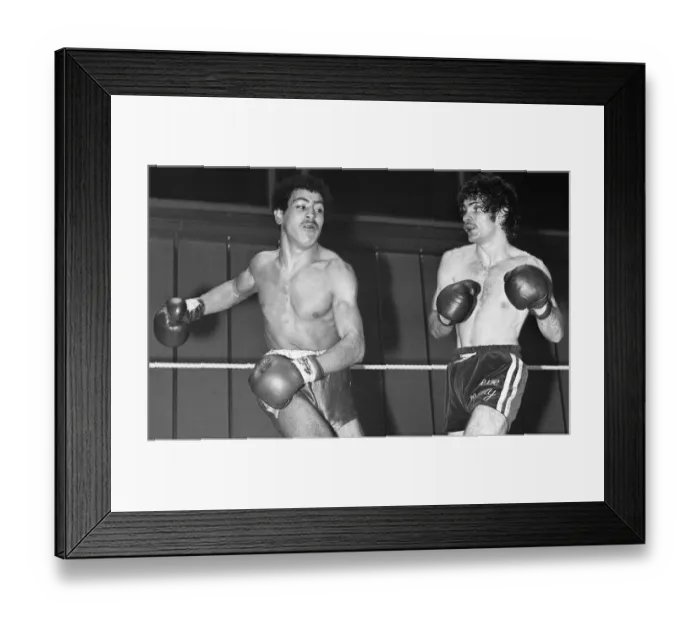 Framed Print : Action from the Steve Early (Darker Shorts) v Najib Daho at the Midlands Sporting Club