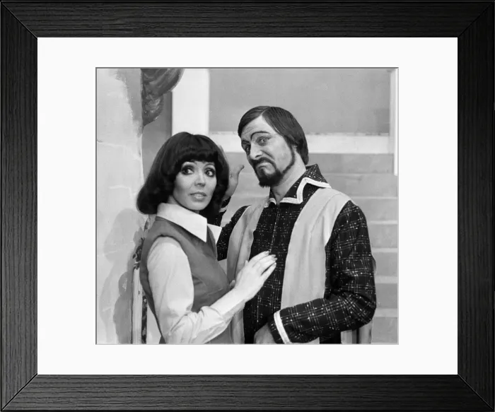 Framed Print : Jack and the Beanstalk, Pantomime, Photo-call, Grand Theatre, Wolverhampton Framed Print : Jack and the Beanstalk, Pantomime, Photo-call, Grand Theatre, Wolverhampton