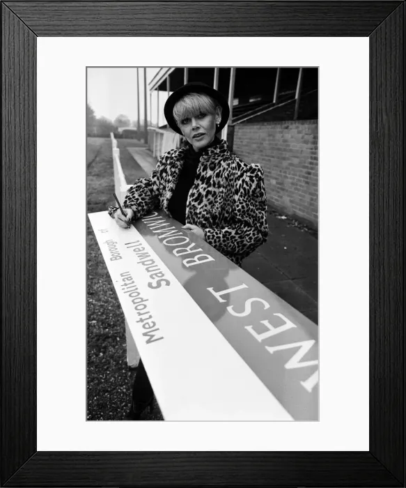 Framed Print : Britt Ekland trains with Wolverhampton Wanderers F. C. 22nd November 1979 Framed Print : Britt Ekland trains with Wolverhampton Wanderers F. C. 22nd November 1979