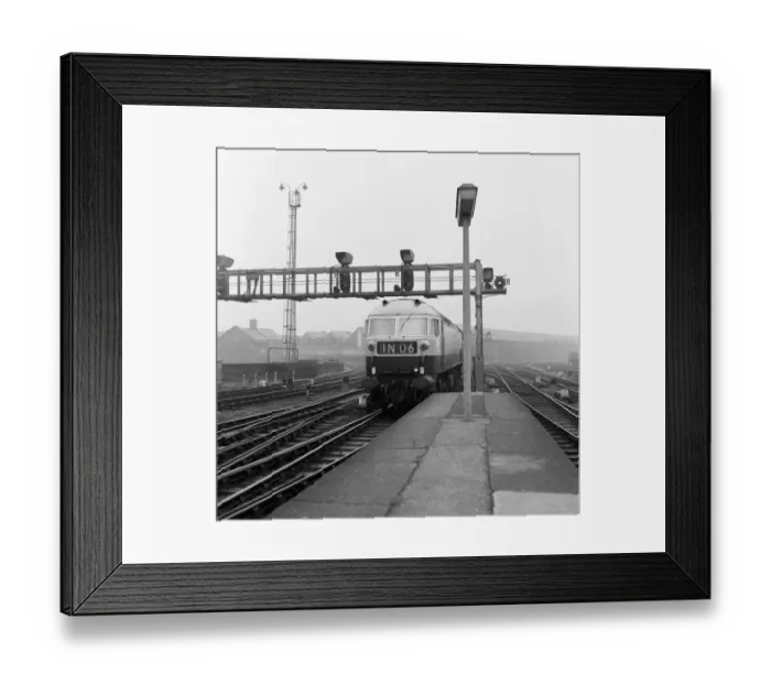 Framed Print : HS 4000 Kestrel diesel locomotive built by Hawker Siddleley