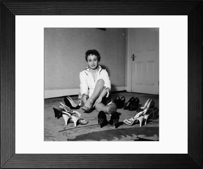 Framed Print : Musician Cherry Wainer. 15th January 1956 Framed Print : Musician Cherry Wainer. 15th January 1956