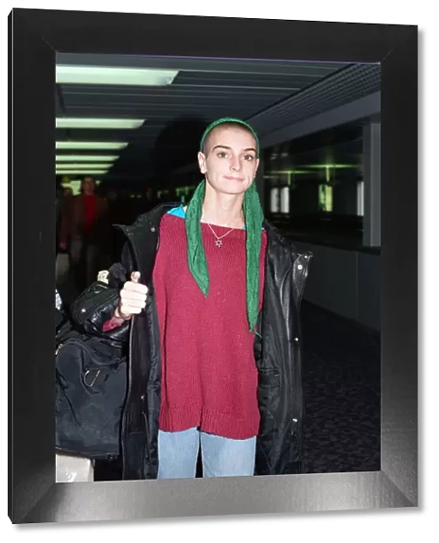 Irish singer Sinead O Connor arriving at Heathrow Airport. 19th October 1992