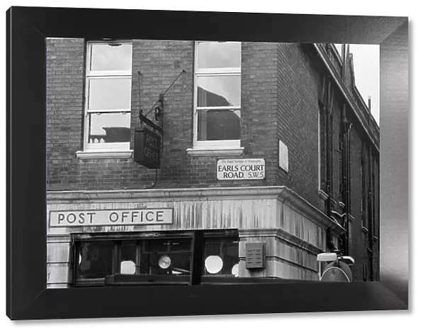 Post Office, Earls Court Road, London, SW5. 11th September 1971