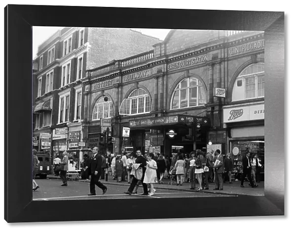 Earls Court Station, Earls Court, London, 11th September 1971