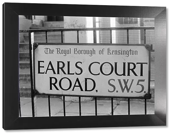 Earls Court Road, London, SW5. 11th September 1971. The Royal Borough of Kensington