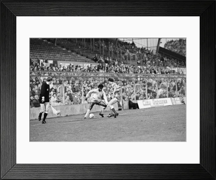 Framed Print : Coventry City 5-0 Sheffield Wednesday, League match at Highfield Road Framed Print : Coventry City 5-0 Sheffield Wednesday, League match at Highfield Road