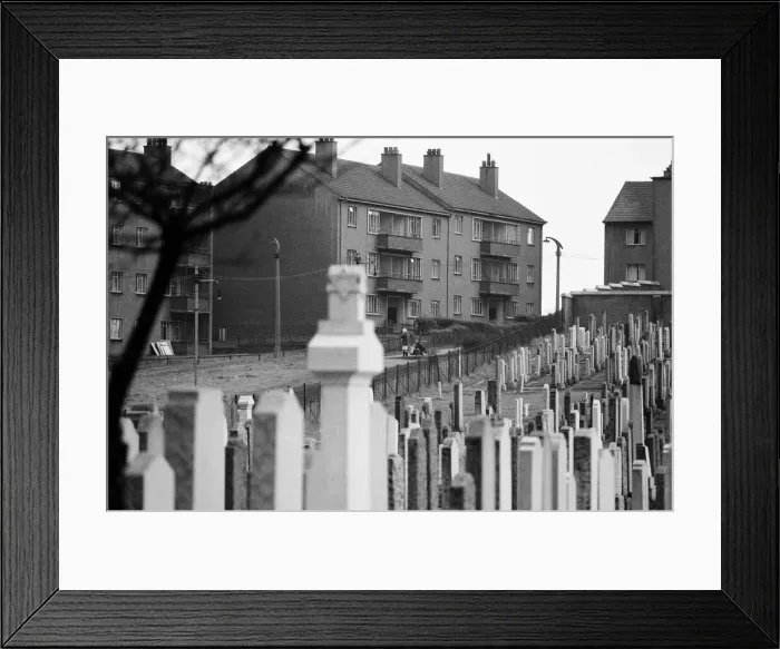 Framed Print : Jewish Cemetery, Glasgow, Scotland, 6th March 1971. Face of Britain 1971 Feature Framed Print : Jewish Cemetery, Glasgow, Scotland, 6th March 1971. Face of Britain 1971 Feature