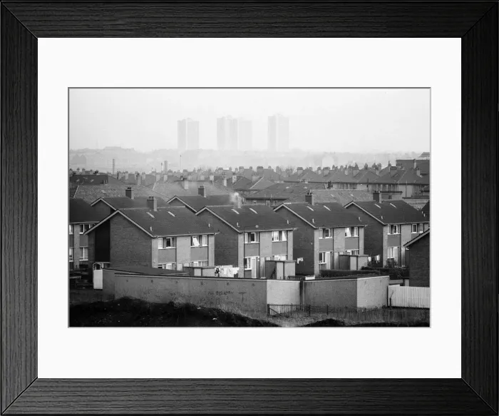 Framed Print : Glasgow, Scotland, 6th March 1971. Face of Britain 1971 Feature Framed Print : Glasgow, Scotland, 6th March 1971. Face of Britain 1971 Feature