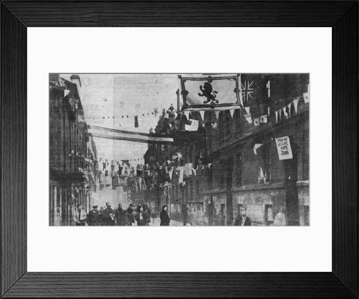 Framed Print : DAILY RECORD PHOTOGRAPH FROM PAPER 9TH MAY 1945 STREAMERS BUNTING UNION JACK WEMYSS