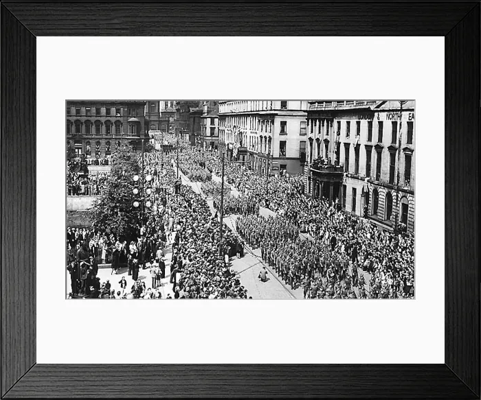: Victory Day Celebrations in Glasgow. Parade going along North side of George Square : Victory Day Celebrations in Glasgow. Parade going along North side of George Square