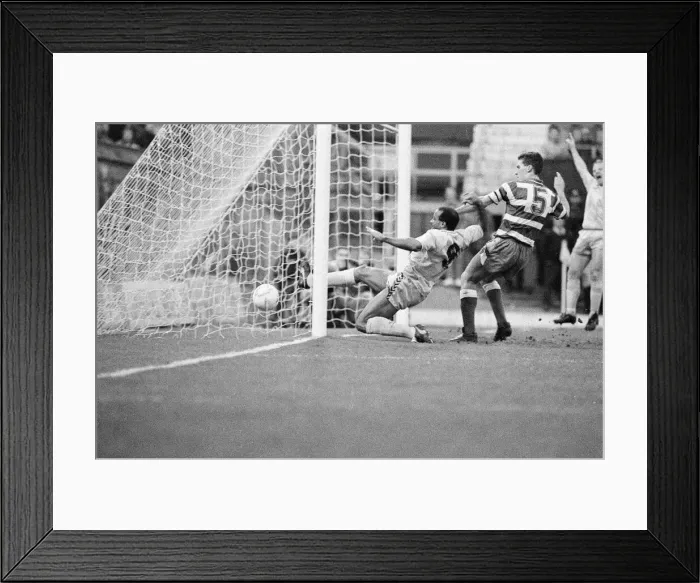 Framed Print : Coventry City 5-0 Sheffield Wednesday, League match at Highfield Road Framed Print : Coventry City 5-0 Sheffield Wednesday, League match at Highfield Road