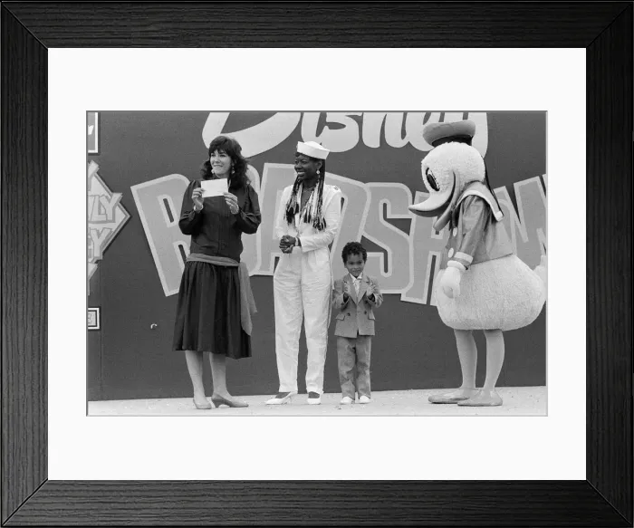 Framed Print : The Mirror organised a Disney day out for the kids at Lord and Lady Bath Framed Print : The Mirror organised a Disney day out for the kids at Lord and Lady Bath