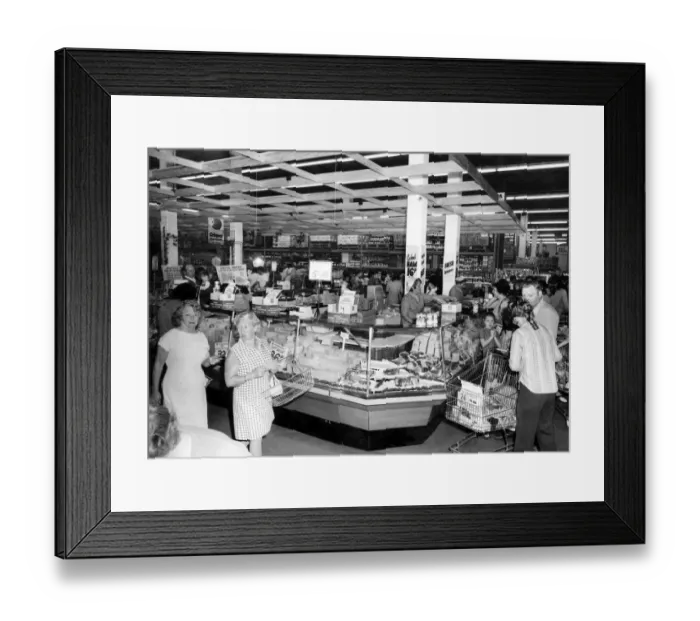 Framed Print : Shoppers inside Bedworth Hypermarket. Circa 1972