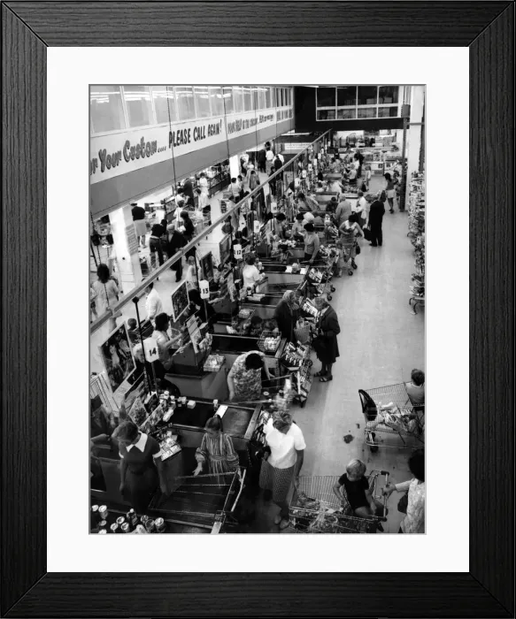 Framed Print : Shoppers inside Bedworth Hypermarket. Circa 1972 Framed Print : Shoppers inside Bedworth Hypermarket. Circa 1972