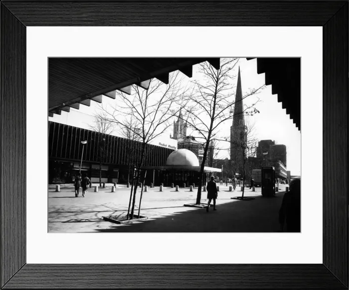 Framed Print : Bull Yard shopping area, Coventry, West Midlands. 30th May 1973 Framed Print : Bull Yard shopping area, Coventry, West Midlands. 30th May 1973