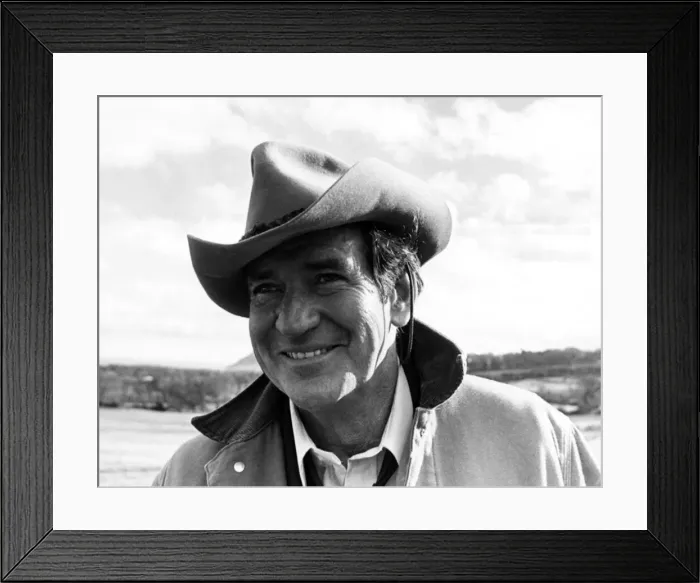 Framed Print : Actor Rod Taylor is pictured during a break in filming whilst on location in Ireland Framed Print : Actor Rod Taylor is pictured during a break in filming whilst on location in Ireland
