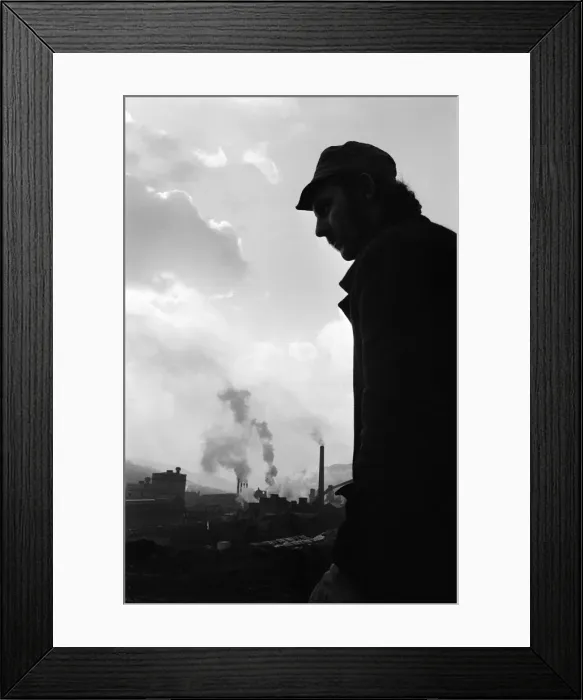 Framed Print : Ebbw Vale, Wales. Welsh steelworker makes his way home from the British Steelworks of