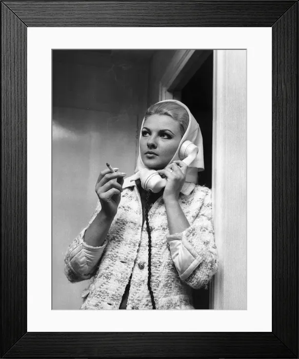 Framed Print : Mandy Rice-Davies Former Model involved in a Sex Scandal with MP John Profumo DBase MSI