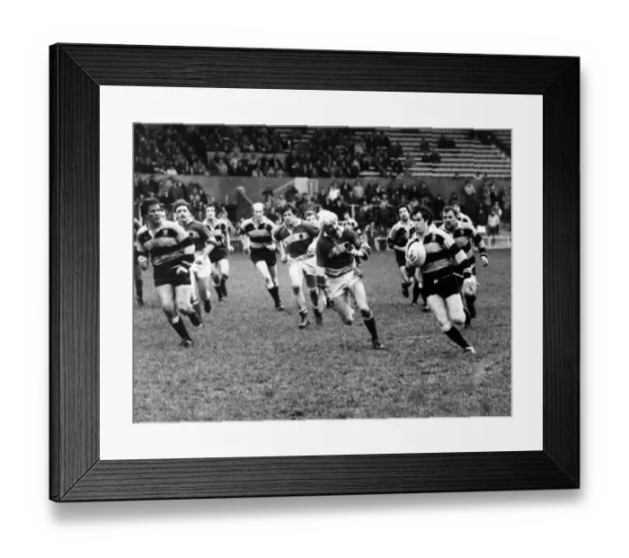 Framed Print : Cardiffs David Barry on the attack against Ebbw Vale at the Arms Park Framed Print : Cardiffs David Barry on the attack against Ebbw Vale at the Arms Park