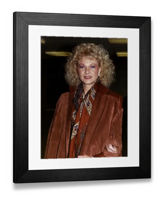 Framed Print : Mandy Rice Davies former call girl in the Profumo affair DBase LMAH003