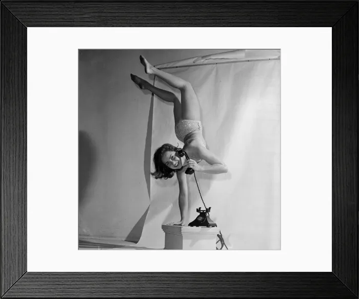 Framed Print : 18 year old Eleanor Gunter is an equilibrist, an acrobat who performs balancing feats Framed Print : 18 year old Eleanor Gunter is an equilibrist, an acrobat who performs balancing feats