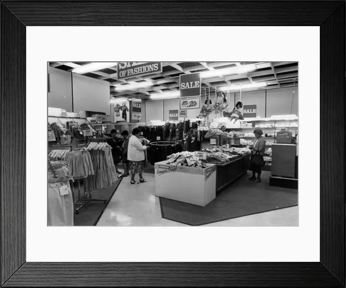 Framed Print : Farnons Department Store, Newcastle, 1st July 1988