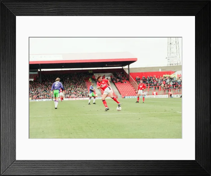 Framed Print : Middlesbrough 3-0 Bristol City, league division one match at Ayresome Park Framed Print : Middlesbrough 3-0 Bristol City, league division one match at Ayresome Park