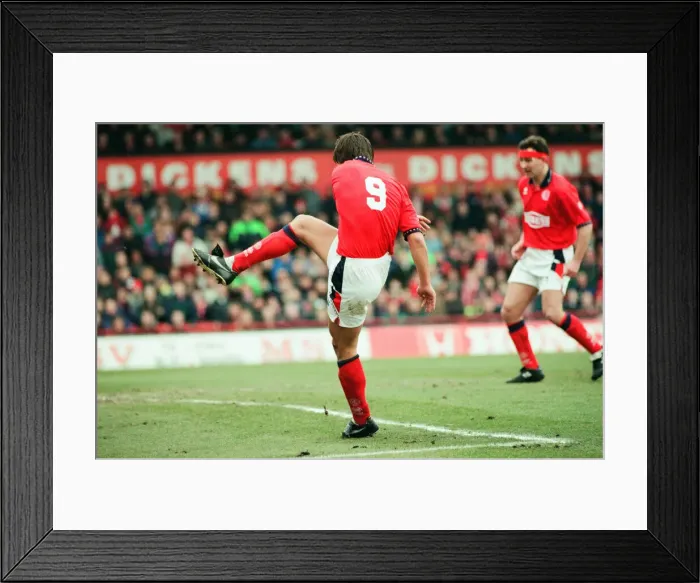Framed Print : Middlesbrough 3-0 Bristol City, league division one match at Ayresome Park Framed Print : Middlesbrough 3-0 Bristol City, league division one match at Ayresome Park
