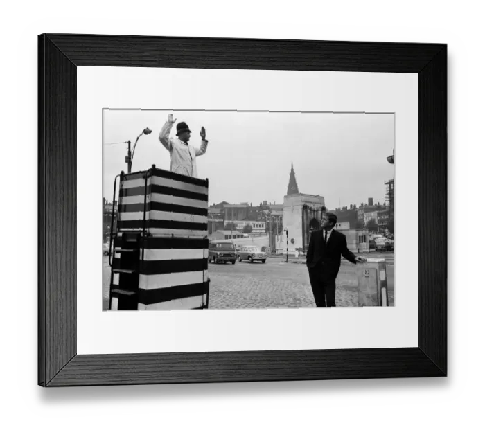 Framed Print : 19 year old Andy Rankin, the Everton and England Under 23 goalkeeper