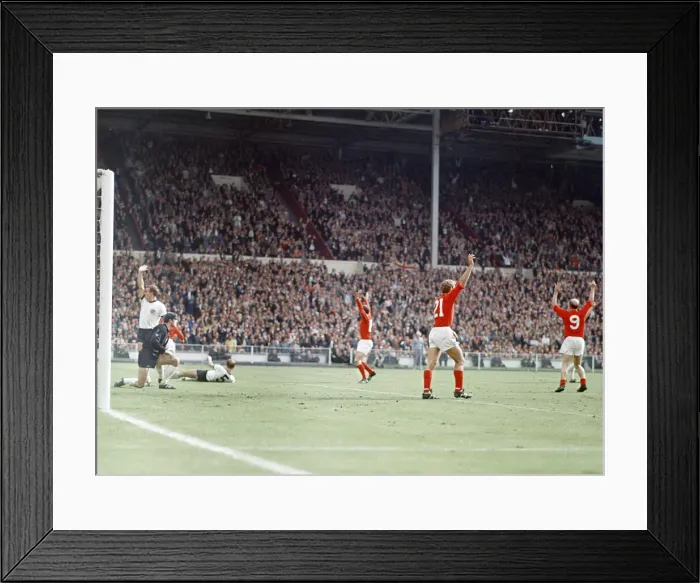 Framed Print : 1966 World Cup Final at Wembley Stadium. England 4 v West Germany 2 after extra Framed Print : 1966 World Cup Final at Wembley Stadium. England 4 v West Germany 2 after extra