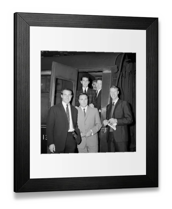 Framed Print : England football team leave Paddington Station for Cardiff where they will play Wales in Framed Print : England football team leave Paddington Station for Cardiff where they will play Wales in
