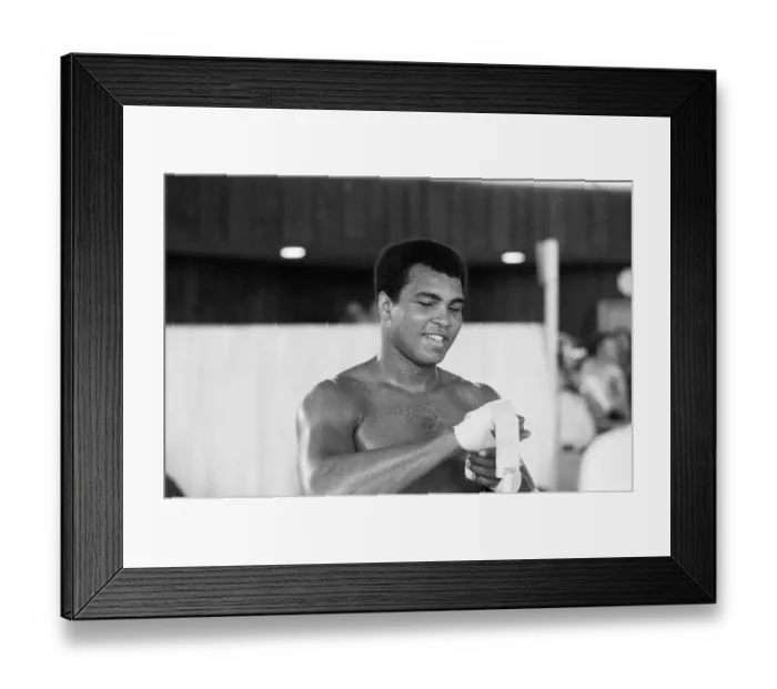 Framed Print : Muhammad Ali training at the Hotel Concord in the Catskill Mountain
