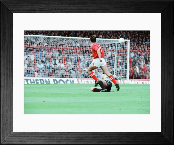 Framed Print : Middlesbrough 3-3 Sheffield United, Division Two league match at Ayresome Park