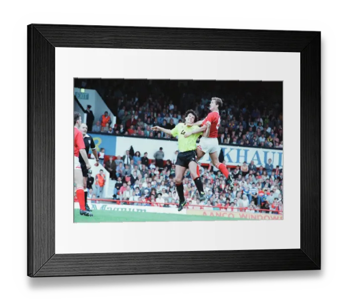 Framed Print : Middlesbrough 3-3 Sheffield United, Division Two league match at Ayresome Park Framed Print : Middlesbrough 3-3 Sheffield United, Division Two league match at Ayresome Park