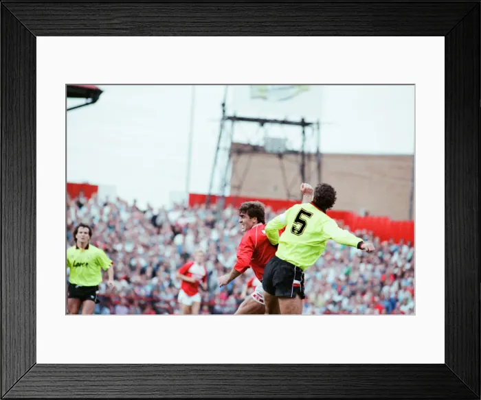 Framed Print : Middlesbrough 3-3 Sheffield United, Division Two league match at Ayresome Park