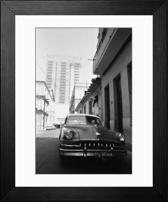 Framed Print : A classic American De Soto car seen here in the back streets of Havana Framed Print : A classic American De Soto car seen here in the back streets of Havana