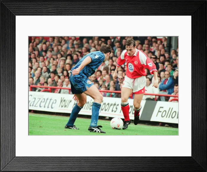 Framed Print : Middlesbrough 1-1 Manchester United, premier league match at Ayresome Park Framed Print : Middlesbrough 1-1 Manchester United, premier league match at Ayresome Park
