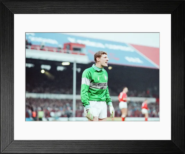 Framed Print : Middlesbrough 0-2 Leeds, Division Two league match at Ayresome Park Framed Print : Middlesbrough 0-2 Leeds, Division Two league match at Ayresome Park