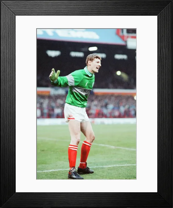 Framed Print : Middlesbrough 0-2 Leeds, Division Two league match at Ayresome Park