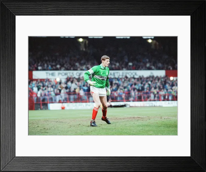Framed Print : Middlesbrough 0-2 Leeds, Division Two league match at Ayresome Park