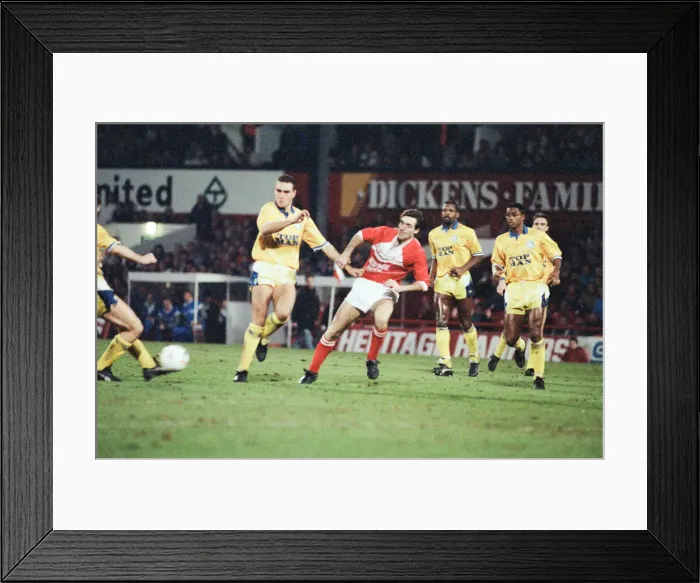 Framed Print : Middlesbrough 0-2 Leeds, Division Two league match at Ayresome Park