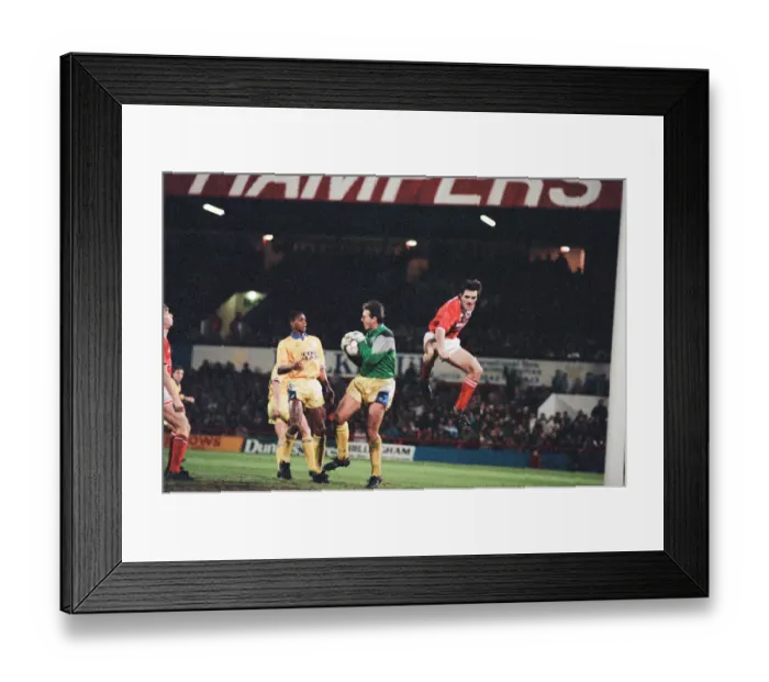 Framed Print : Middlesbrough 0-2 Leeds, Division Two league match at Ayresome Park Framed Print : Middlesbrough 0-2 Leeds, Division Two league match at Ayresome Park