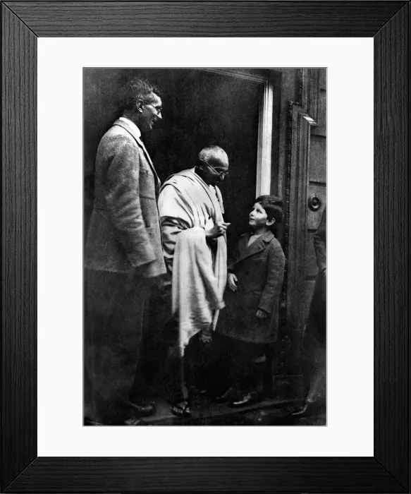 Framed Print : Mohandas Mahatma'Gandhi, leader of the Indian independence movement in Framed Print : Mohandas Mahatma'Gandhi, leader of the Indian independence movement in