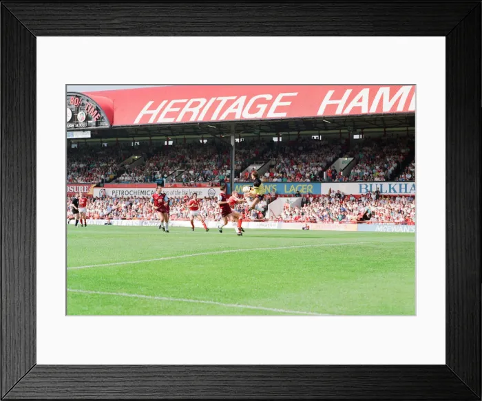 Framed Print : Middlesbrough 0-0 West Ham, Division Two league match at Ayresome Park Framed Print : Middlesbrough 0-0 West Ham, Division Two league match at Ayresome Park