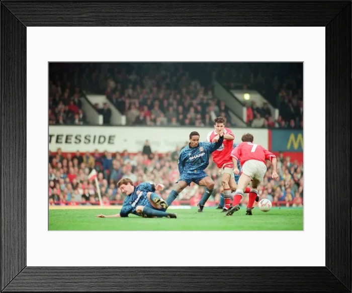 Framed Print : Middlesbrough 1-1 Manchester United, premier league match at Ayresome Park Framed Print : Middlesbrough 1-1 Manchester United, premier league match at Ayresome Park