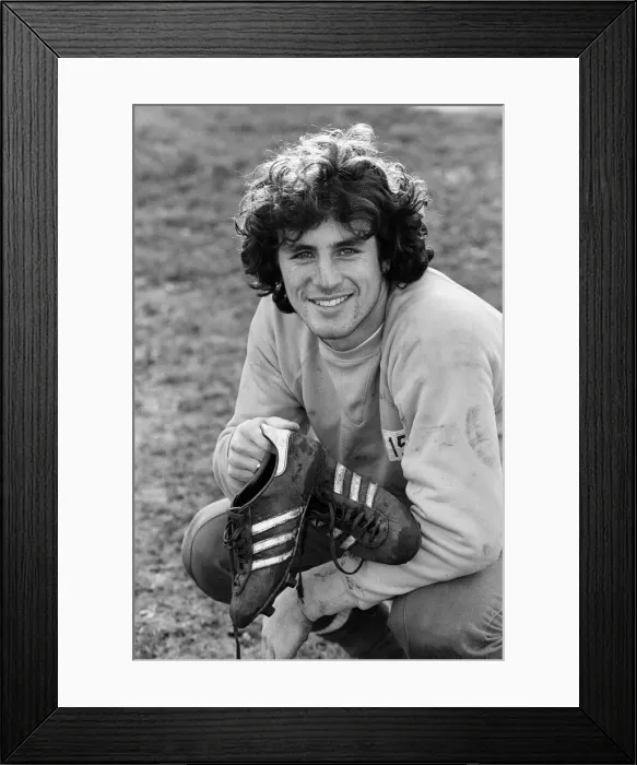 Framed Print : Garry Stanley, Chelsea FC Football Player, pictured after training session, Harlington