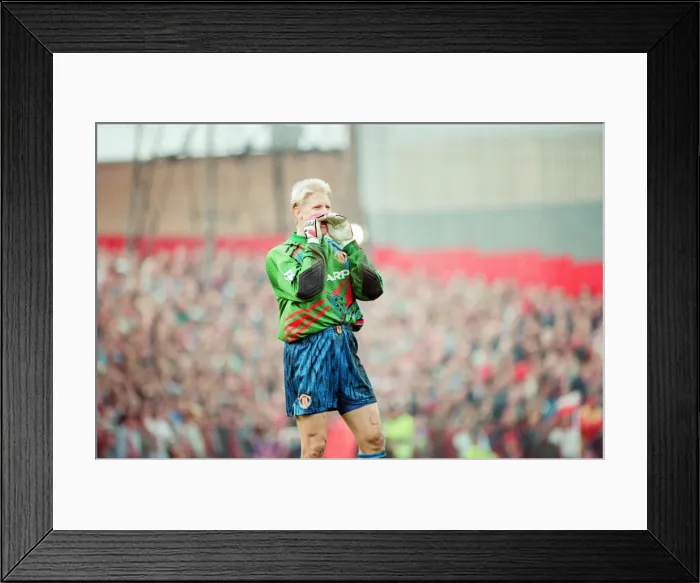 Framed Print : Middlesbrough 1-1 Manchester United, premier league match at Ayresome Park Framed Print : Middlesbrough 1-1 Manchester United, premier league match at Ayresome Park